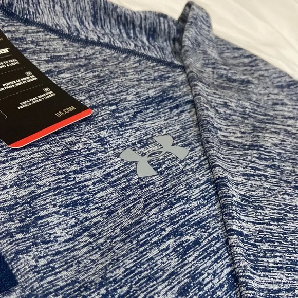 Men’s Under Armour Heat Gear 1/2 Zip Long Sleeve - Picture 3 of 6